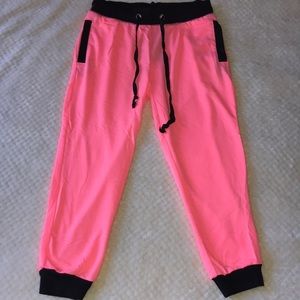 CoCo Limon Capri Joggers